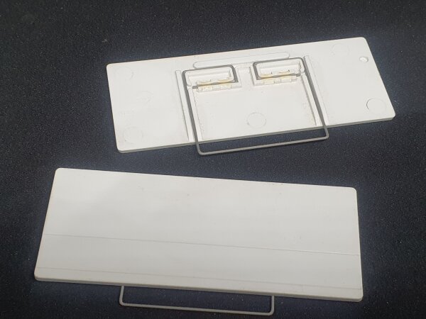 Dymo Namenschild einzeilig mit Clip 9mm weiß
