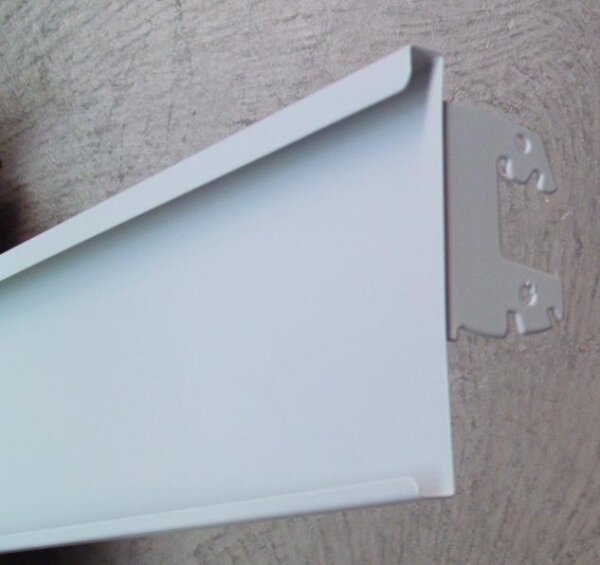 CD-Leiste L100 H13 juraweiß (RAL 9001)